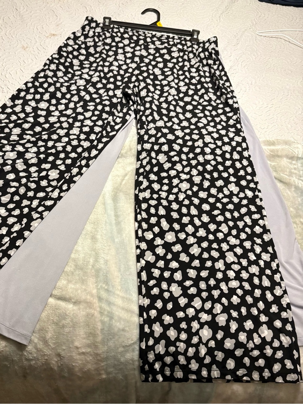 IMAN 2-Pair Liquid Knit Wide Leg Black Floral and Light Gray Pants